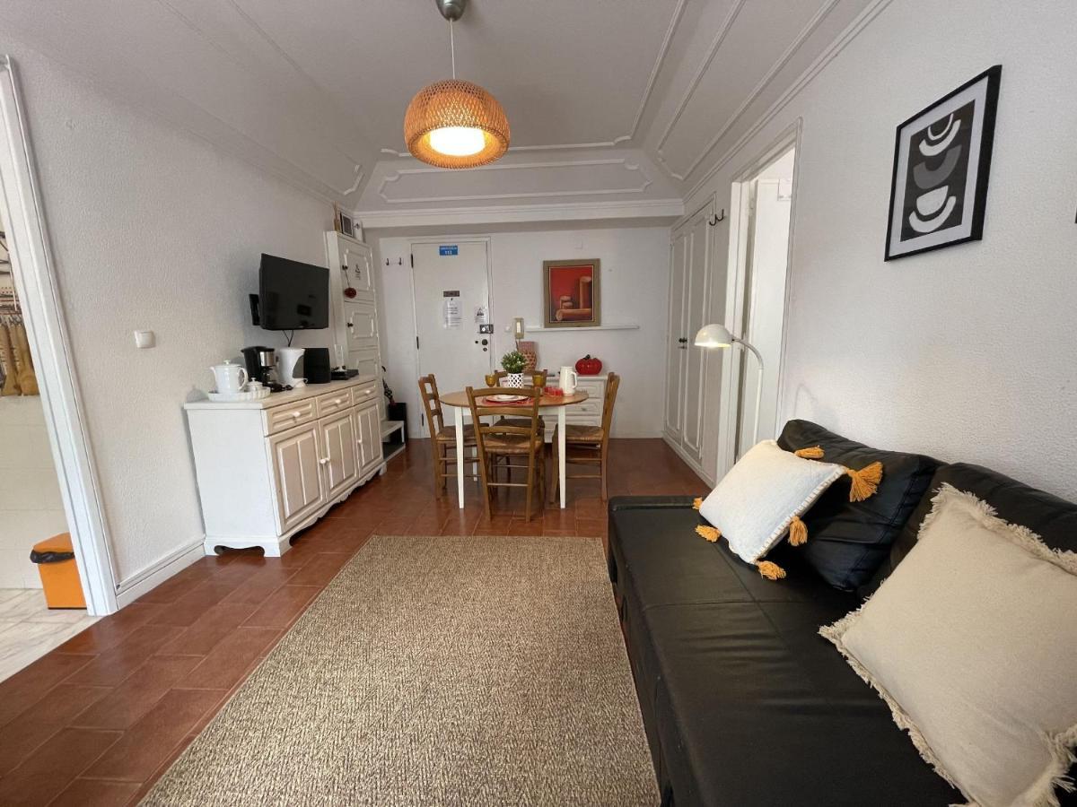 Ribeira Beach Apartment In Cascais Exteriör bild